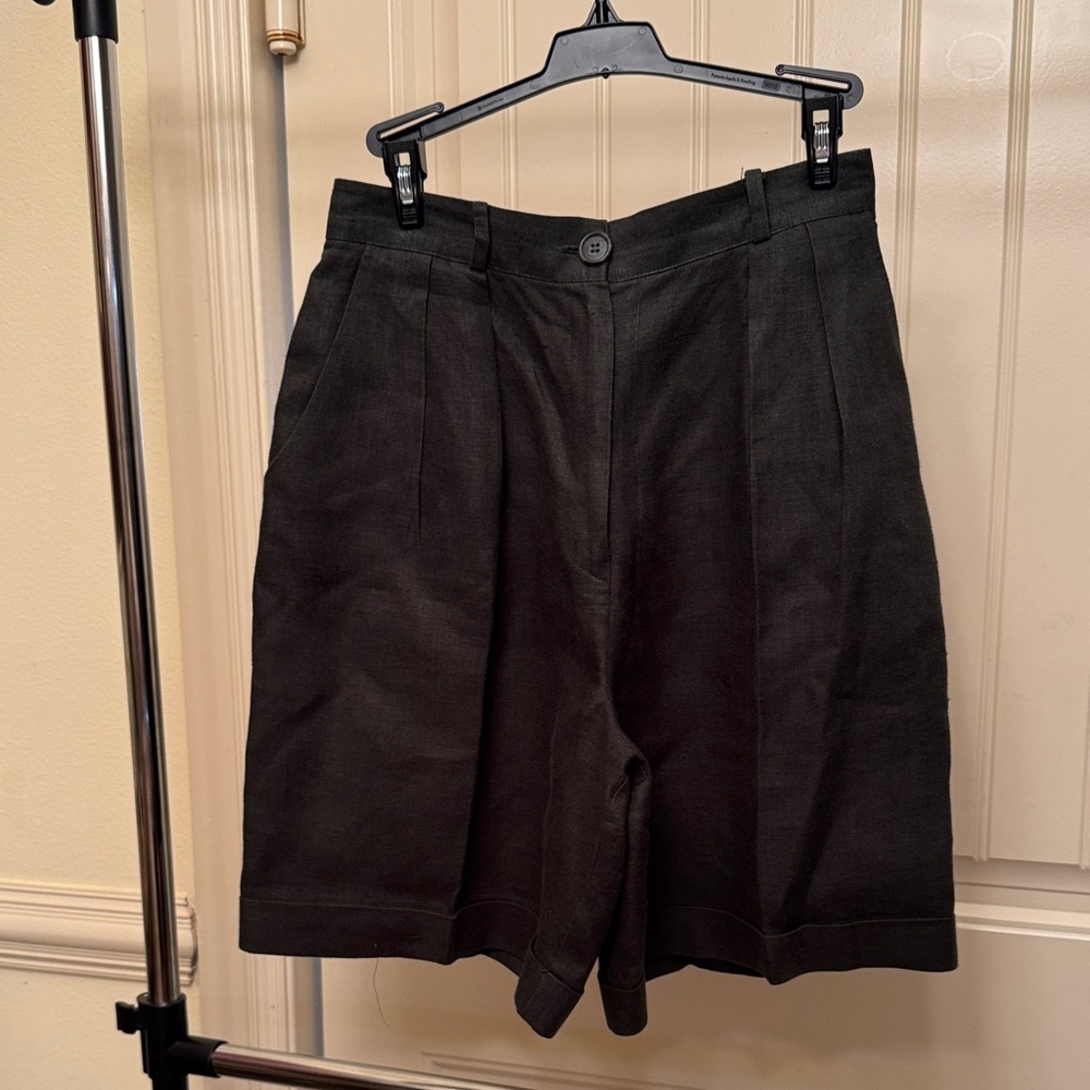 Ann Taylor Linen Women's Charcoal Grey Pleaded Women’s Shirts-Sz 8